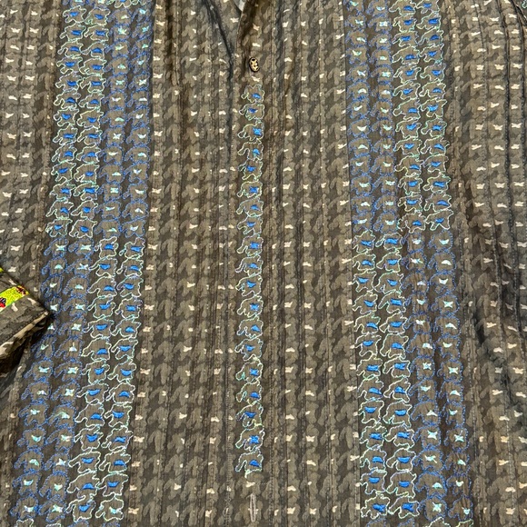 Robert Graham Limited edition button up - Picture 5 of 10